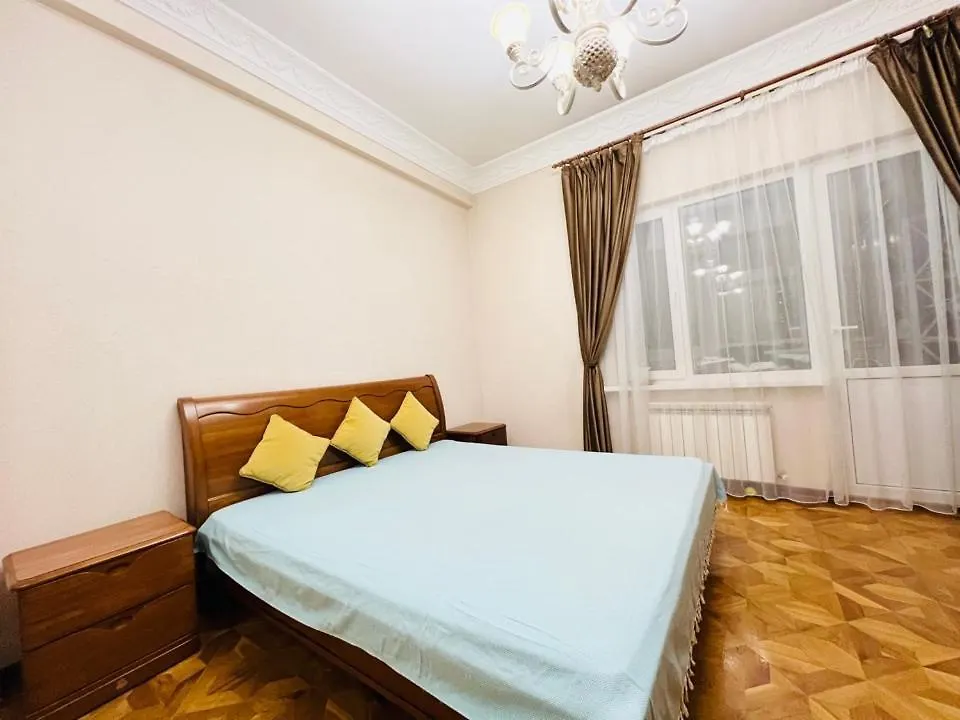 Уютные Апартаменты В Центре Алматы По Ул. Кожамкулова Д.229 0*, Alma-Ata Kazachstan